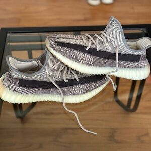 Adidas Yeezy Boost 350 V2 'Zyon’ size 11.5